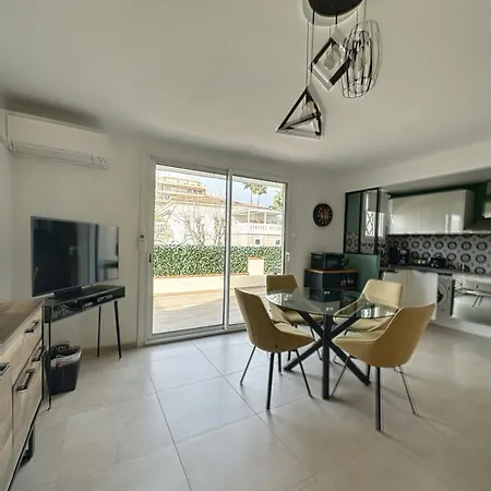 Apartment Agencia 2 Pieces Lumineux Terrasse Cannes